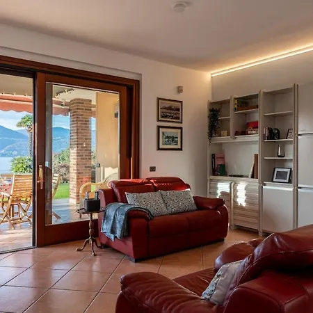 Riviera Con Accesso Al *